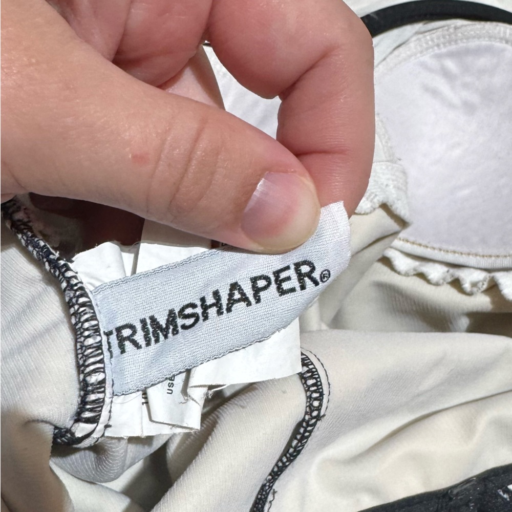 Trim shaper black and white swimsuit‎ size 10 - Picture 4 of 5